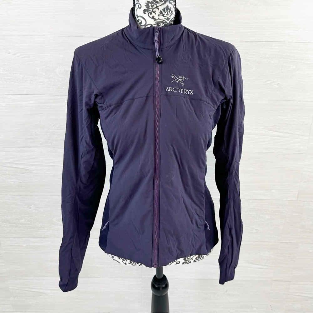 Arc'teryx Women's Purple Lightweight Full-Zip Jacket